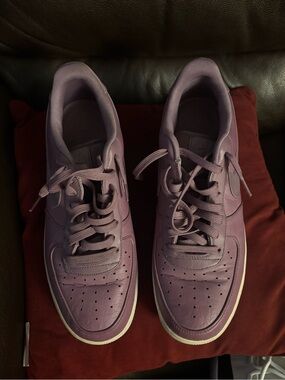 Nike Air Force 1 Lavender Low-Top Sneakers